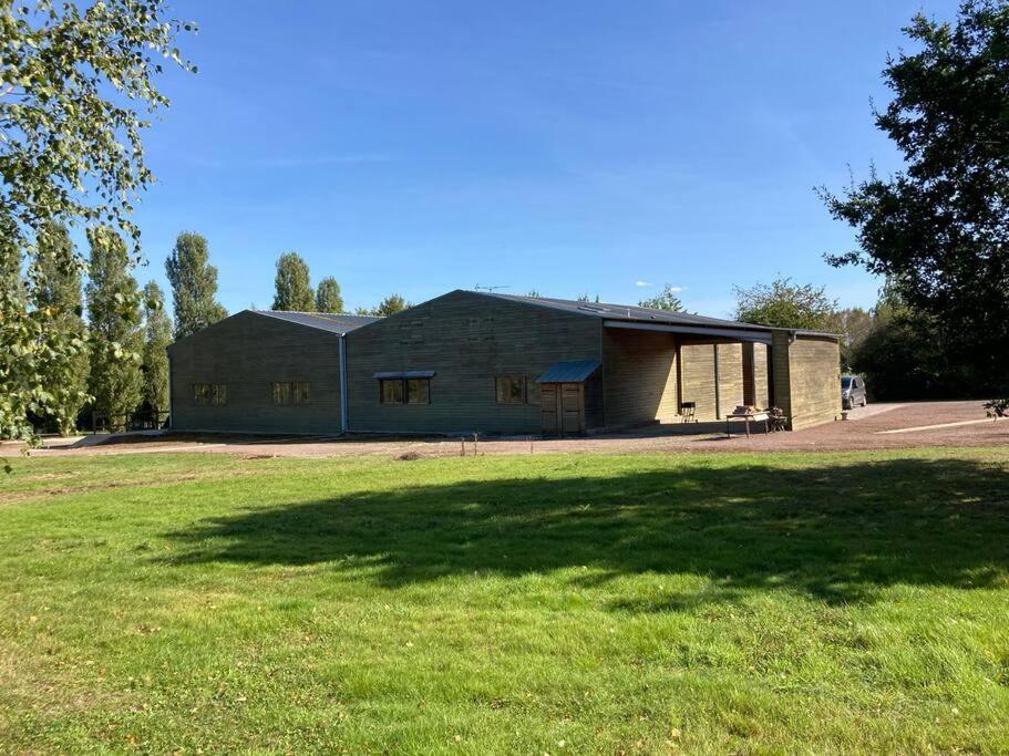 Hébergement de vacances Habitation En Bois Authentique Venizy