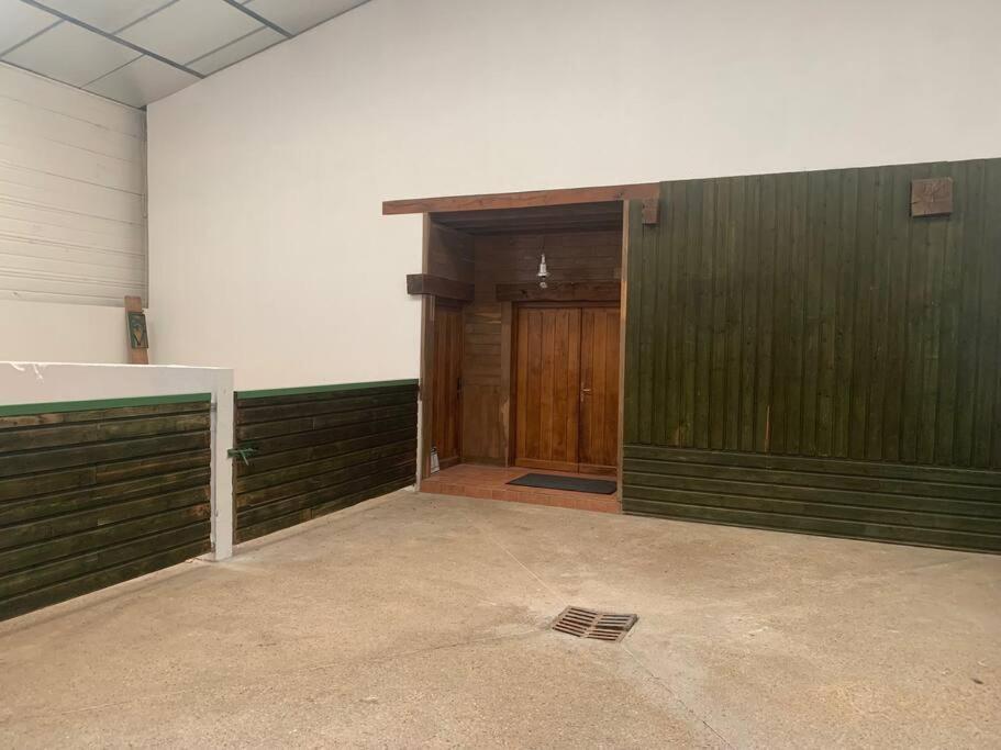 Hébergement de vacances Habitation En Bois Authentique